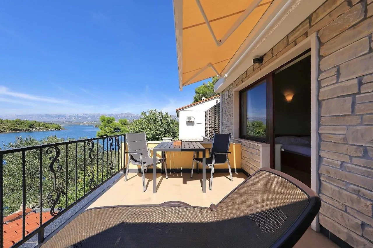 Alsano, No 2 Apartment Basic