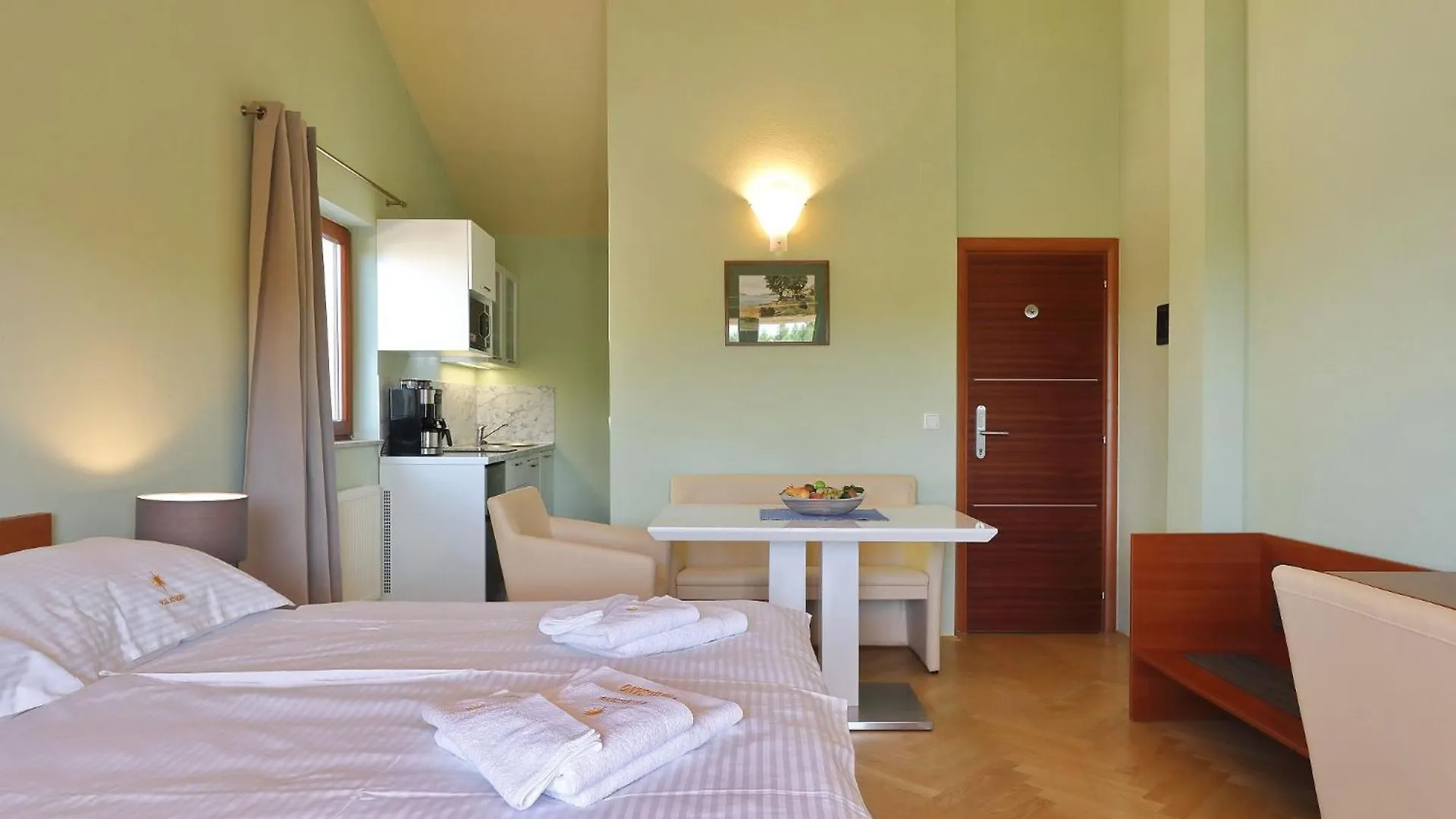 Alsano, No 2 Apartment Basic Croatia