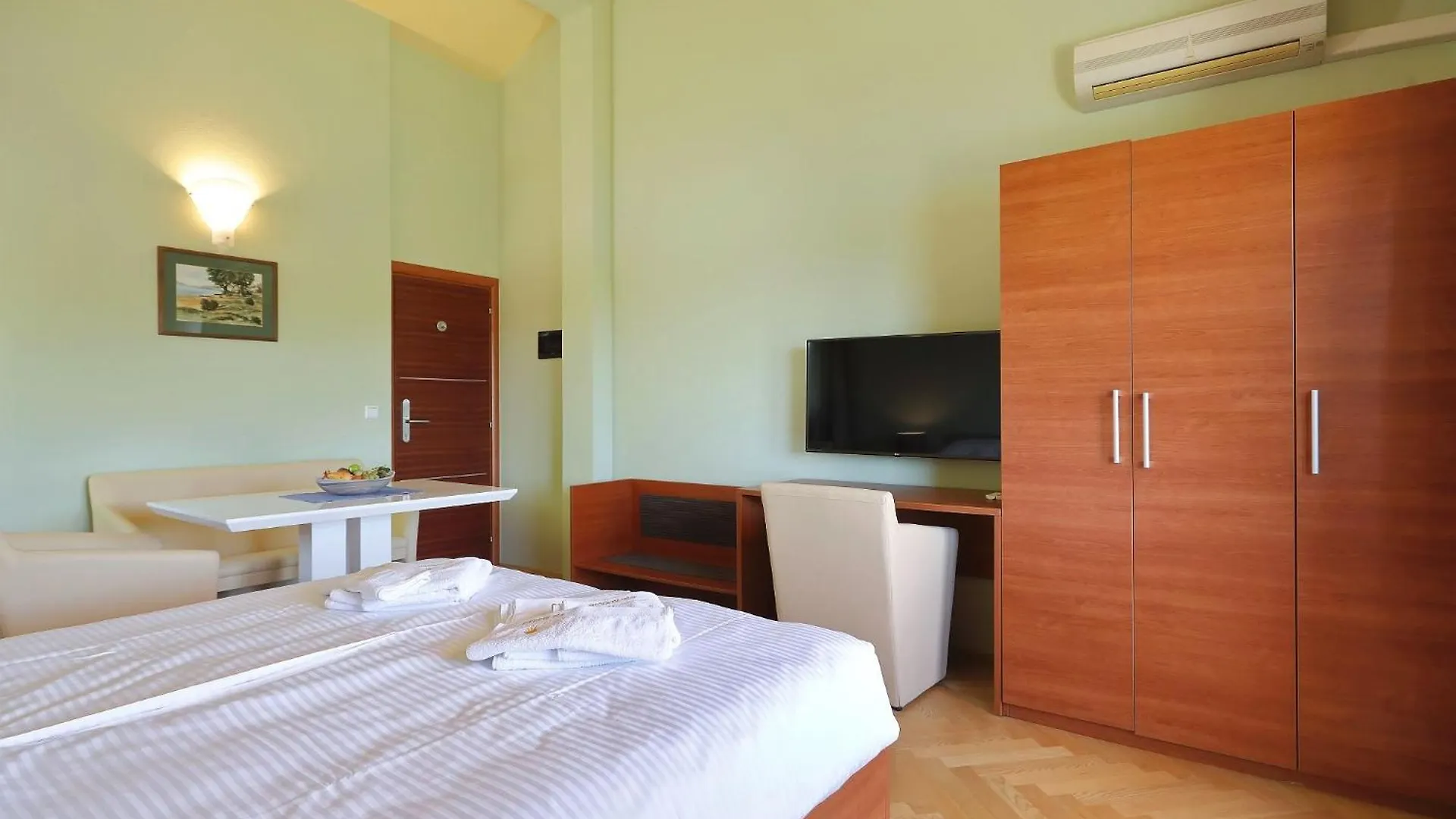 Alsano, No 2 Apartment Basic